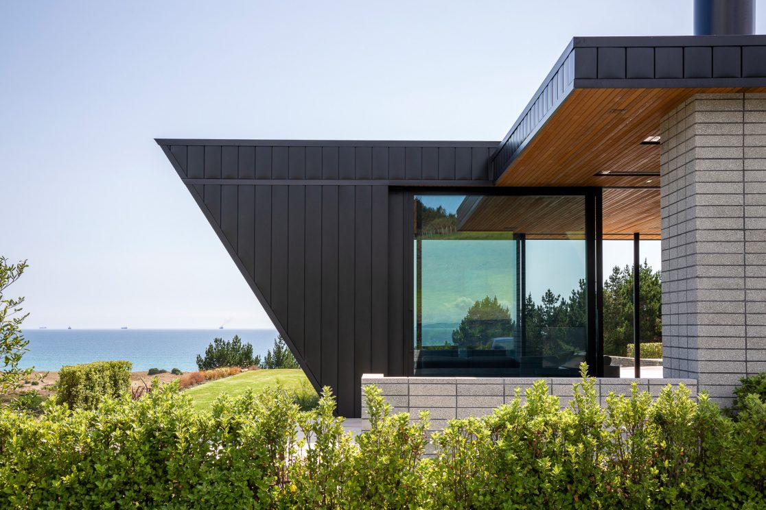 Jessop Architects Waipu Cove Holiday home